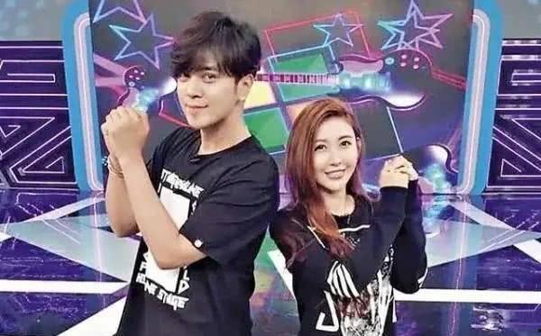 娱乐圈综艺节目吃瓜小说,揭秘明星们的“吃瓜”生活