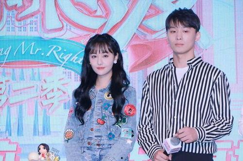 她为了吃瓜进娱乐圈小说,她为吃瓜而入娱乐圈的奇幻之旅