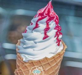 娱乐吃瓜酱蜜雪联名,跨界联名打造夏日清凉新风尚